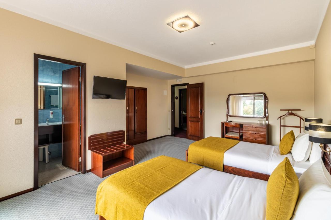 Hotel Colmeia Monte Real Esterno foto