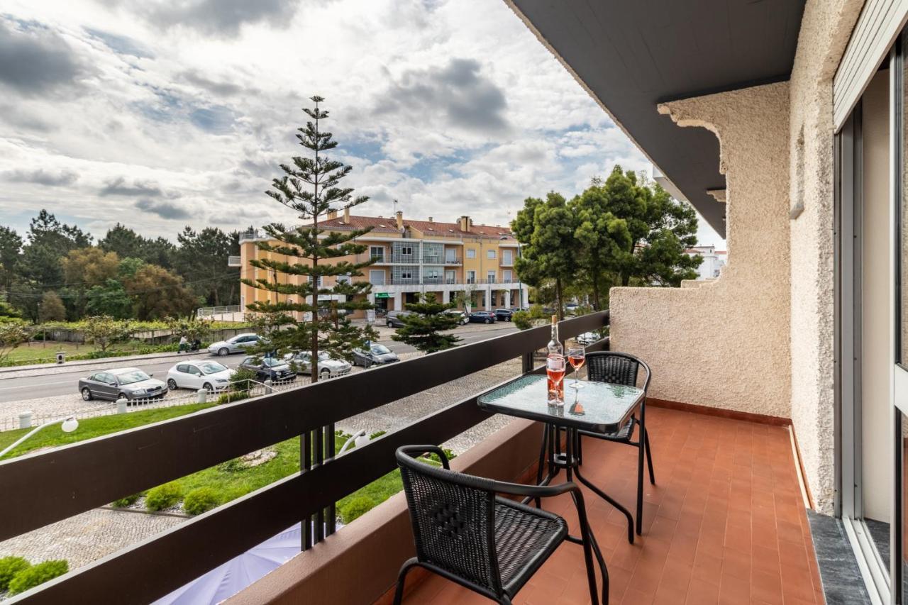 Hotel Colmeia Monte Real Esterno foto