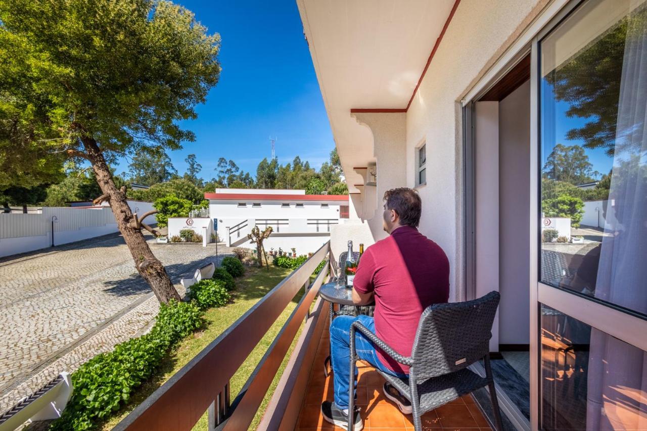 Hotel Colmeia Monte Real Esterno foto